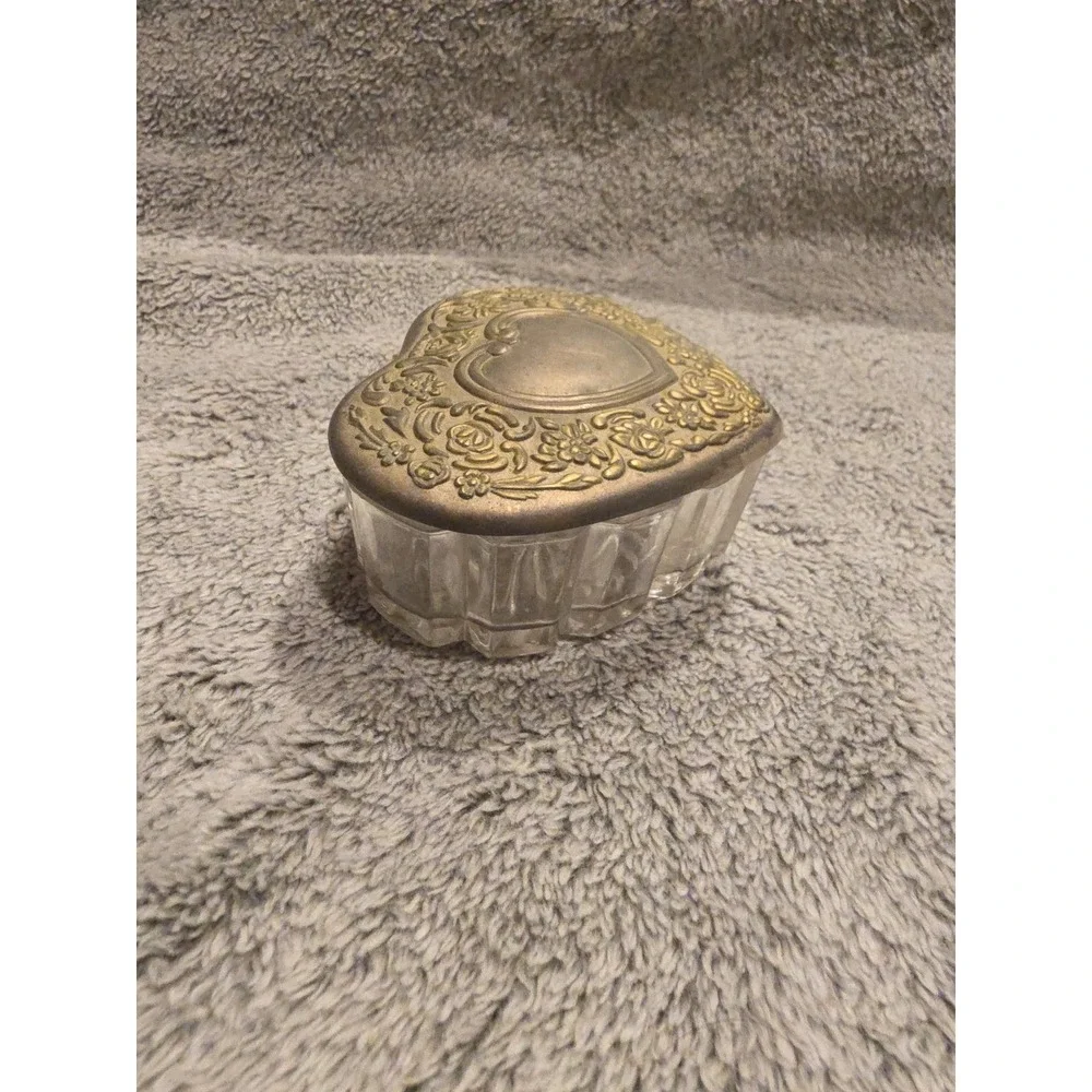 Vintage Heart Shaped Teinket Jewelry Box Glass Dish Letter L Initial Engraved‎
